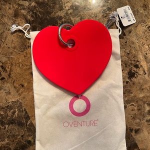 Overture Silicone Heart Pouch